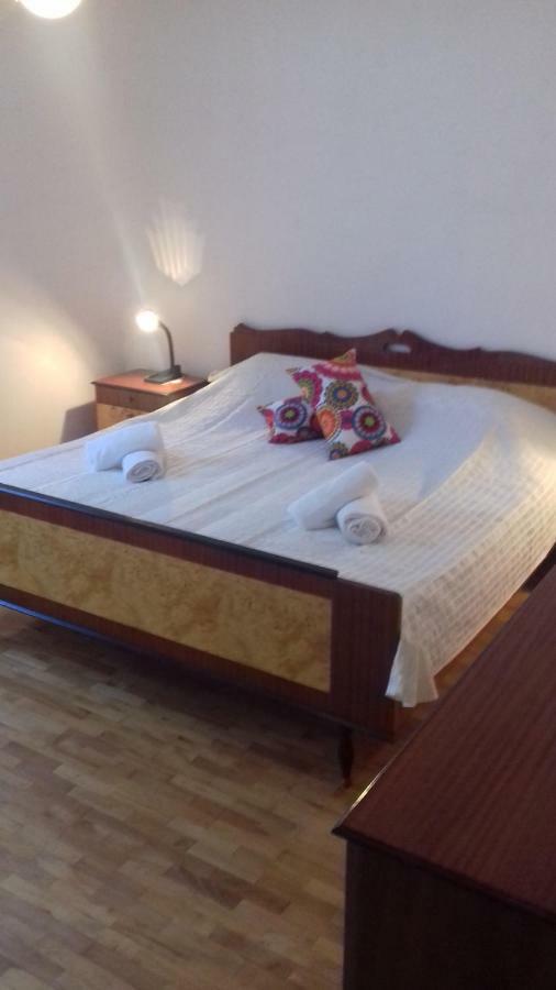 Apartman Ante Appartamento Vrgada Esterno foto